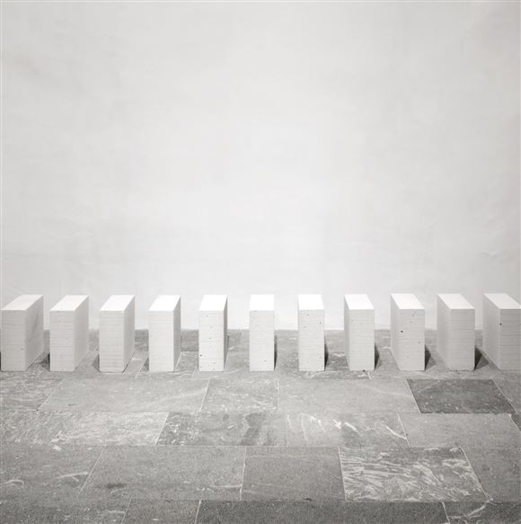 Klara Sax - Carl Andre, Billy in Ethel