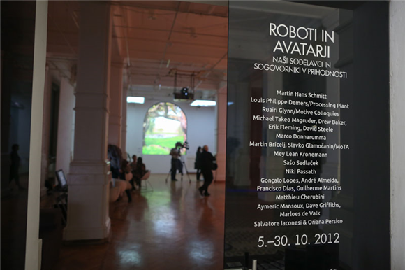 OTVORITEV RAZSTAVE: ROBOTI IN AVATARJI