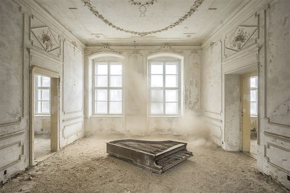 Rekviem za klavirje / Requiem pour pianos