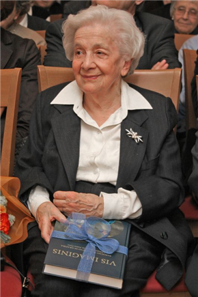 Anica Cevc (1926–2011)
