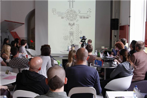 Jonathan Barnbrook: COLLATERAL DAMAGE / POSTRANSKA ŠKODA, razstava