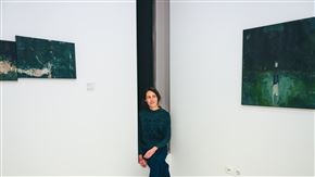 Julia Maurer - Nekje vmes