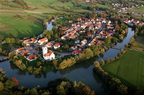 Kostanjevica na Krki: obrazi arhitekturne dediščine