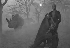 Nick Brandt: Napočil bo dan (The Day May Break)