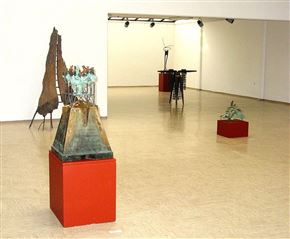 Razstava del Mednarodne likovne kolonije Lendava 2005