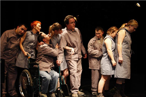 Rodin II, namestitev s performansom