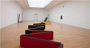 Tone Lapajne: Objekti (1968-1970) - Donacija del Toneta Lapajneta Moderni galeriji